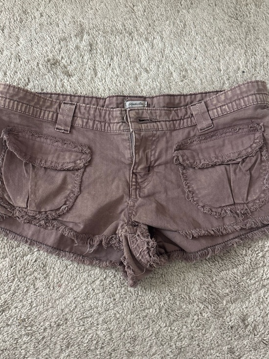 Kimchi Blue Pants - Kimchi Blue Mauve Frayed Pocket Jean Shorts
